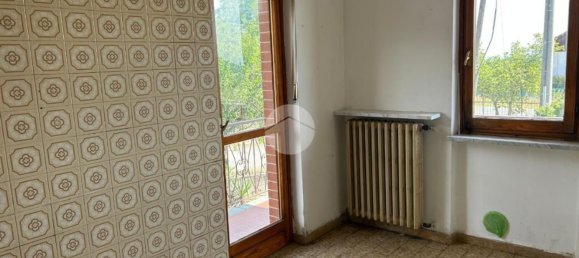 3 rooms Apartment in Barge, Italy No. 279514 7