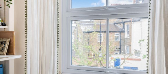 2 bedrooms Maisonette in London, United Kingdom No. 12196 19