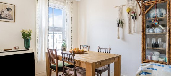 2 bedrooms Maisonette in London, United Kingdom No. 12196 6