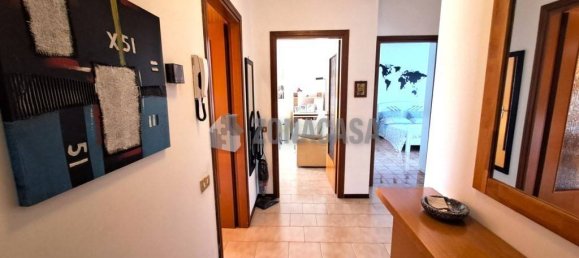 Apartamento de 2 dormitorios en Oggiona con Santo Stefano, Italy No. 319951 11