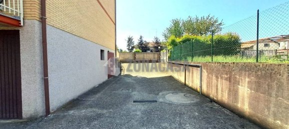 Apartamento de 2 dormitorios en Oggiona con Santo Stefano, Italy No. 319951 24