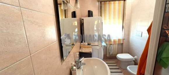 Apartamento de 2 dormitorios en Oggiona con Santo Stefano, Italy No. 319951 14
