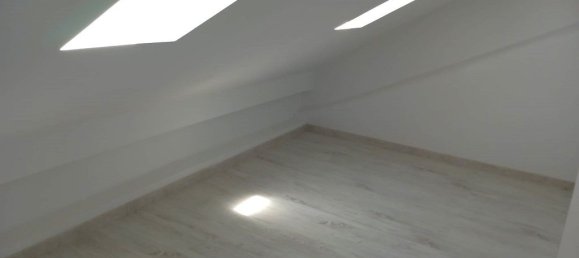 Здание с 9 спальнями в Лиссабон, Португалия № 135032 8