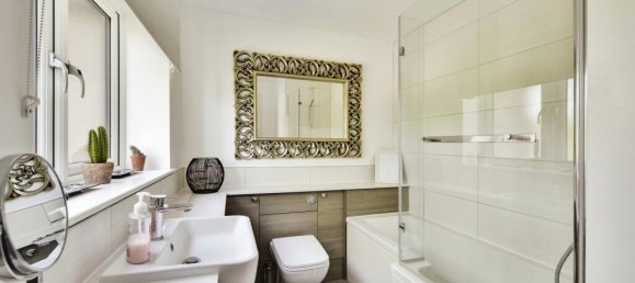 4 bedrooms House in Sheerness, United Kingdom No. 10666 59