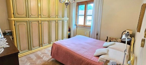 5 bedrooms Apartment in Siena, Italy No. 380910 12