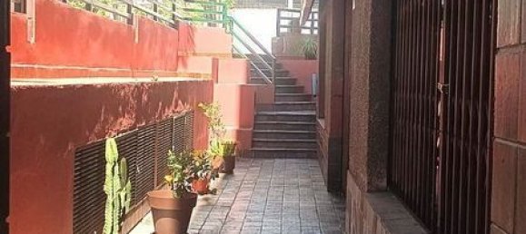 2 bedrooms Commercial property in Santa Cruz de Tenerife, Spain No. 180426 19