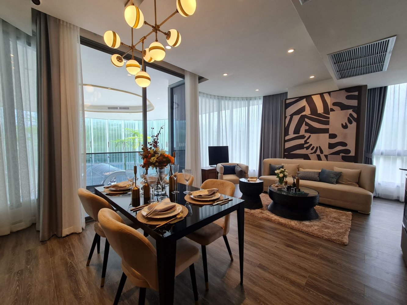 2 bedrooms Condo in Pattaya, Thailand No. 8608