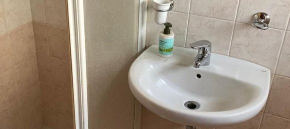 Дом с 3 комнатами в Сан Фьорано, Италия № 254243 9