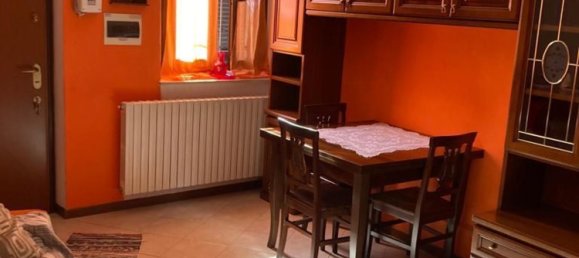 Дом с 3 комнатами в Сан Фьорано, Италия № 254243 2