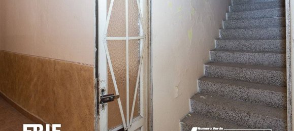 3 Schlafzimmer Wohnung in Rescaldina, Italy, Nr. 363754 22