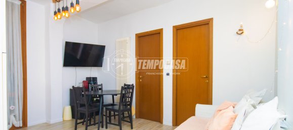 3 rooms Apartment in Bologna, Italy No. 275031 7