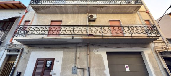 Дом с 8 спальнями в Партинико, Италия № 349362 2