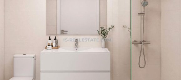 3 Schlafzimmer Wohnung in Alicante, Spain, Nr. 184500 10