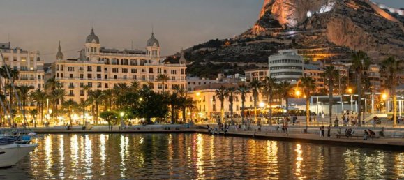 3 Schlafzimmer Wohnung in Alicante, Spain, Nr. 184500 26