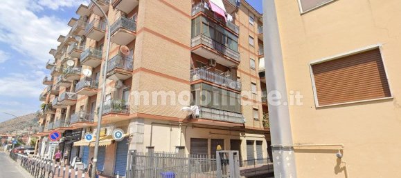 3 bedrooms Apartment in Maddaloni, Italy No. 171177 6