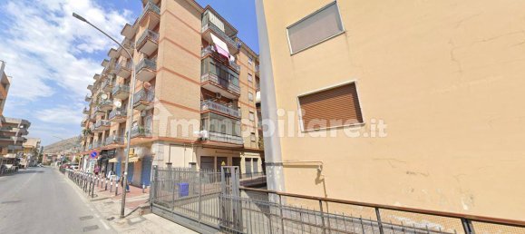 3 bedrooms Apartment in Maddaloni, Italy No. 171177 2