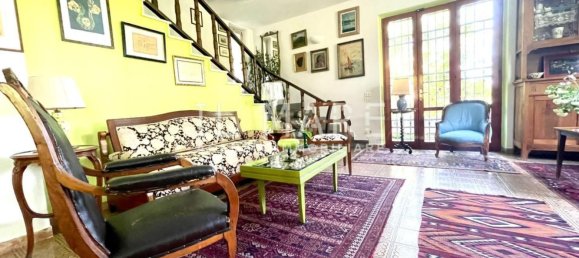 Villa de 8 habitaciónes en Massa, Italy No. 49411 4