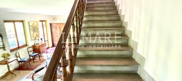 Villa de 8 habitaciónes en Massa, Italy No. 49411 9