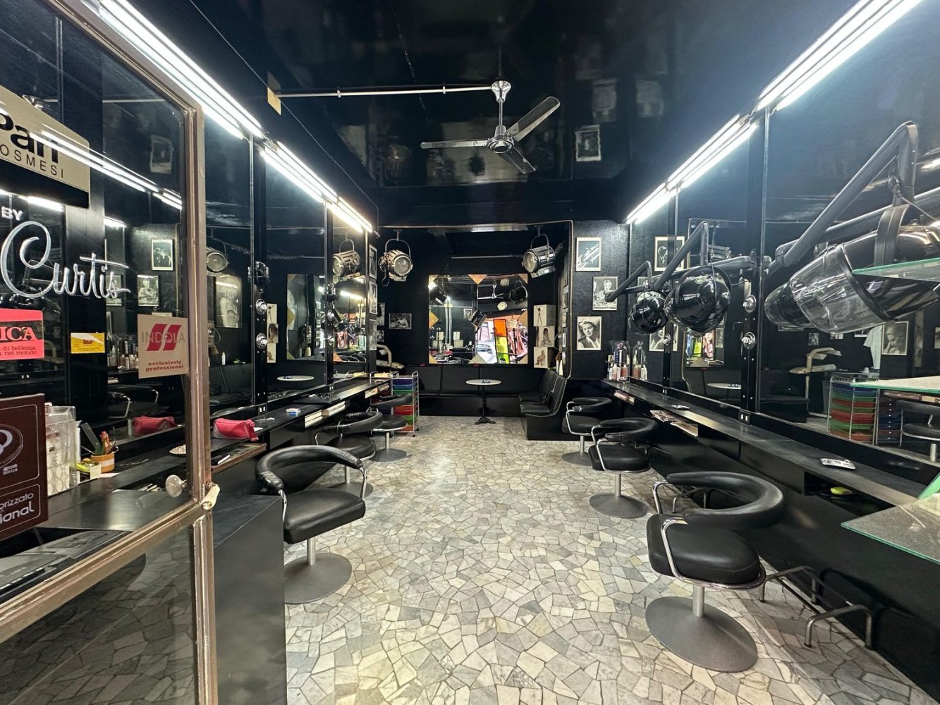 Imóvel comercial em Rome, Italy 60 m² N.º 375903