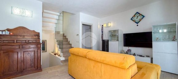 3 Schlafzimmer Haus in Misano Adriatico, Italy, Nr. 303936 4