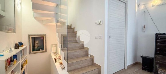 3 Schlafzimmer Haus in Misano Adriatico, Italy, Nr. 303936 14