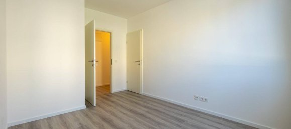 Квартира с 3 комнатами в Штоккерау, Австрия № 175526 14