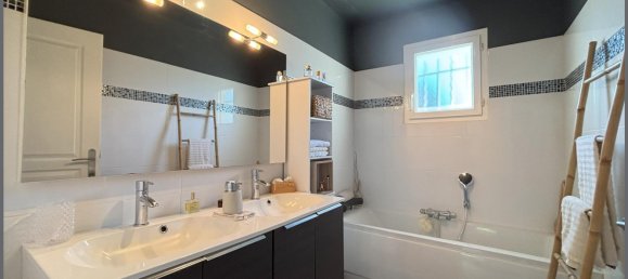 4 Schlafzimmer Haus in Martillac, France, Nr. 352524 9