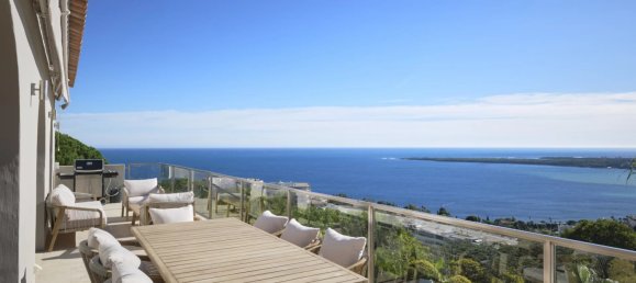 6 bedrooms Villa in Cannes, France No. 38304 9