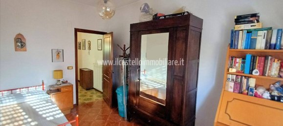 Apartamento de 3 dormitorios en Chiusi, Italy No. 194209 24