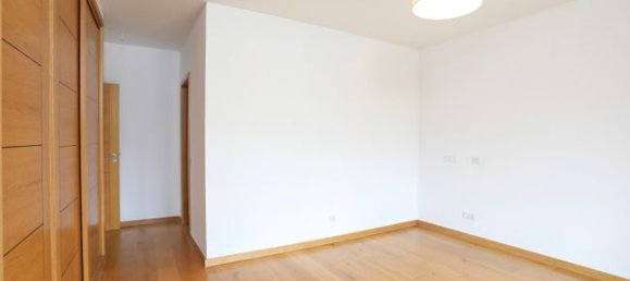 5 Schlafzimmer Villa in Cascais, Portugal, Nr. 319733 32