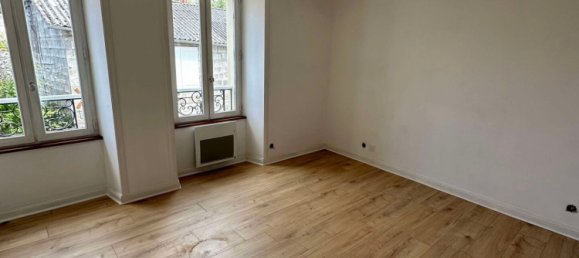 3 Schlafzimmer Haus in Deux-Sevres, France, Nr. 308501 8