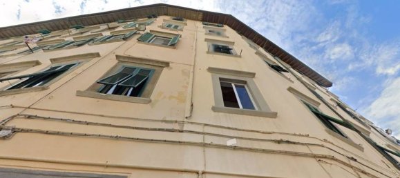 2 bedrooms Apartment in Livorno, Italy No. 376921 2