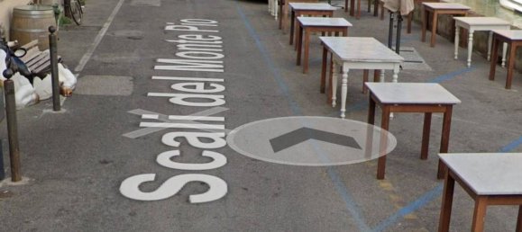 2 bedrooms Apartment in Livorno, Italy No. 376921 8