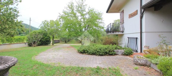 4 غرف نوم فيلا في Udine, Italy رقم 127968 3