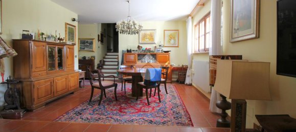 4 غرف نوم فيلا في Udine, Italy رقم 127968 18