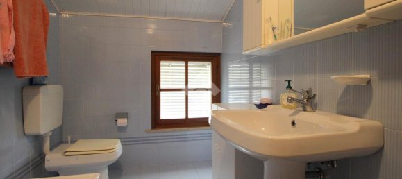 4 غرف نوم فيلا في Udine, Italy رقم 127968 35