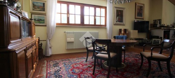 4 غرف نوم فيلا في Udine, Italy رقم 127968 15