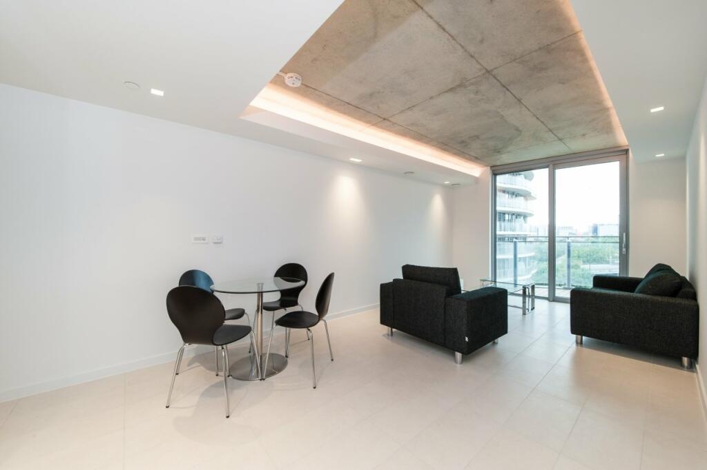 1 bedroom Apartment in London, United Kingdom No. 4357