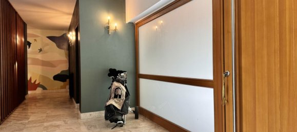 5 bedrooms House in Orvault, France No. 359241 13