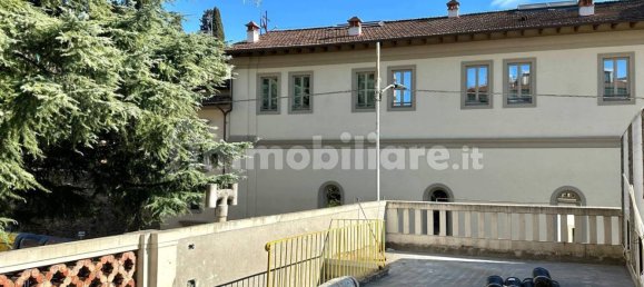 2 bedrooms Apartment in Florence, Italy No. 52113 4