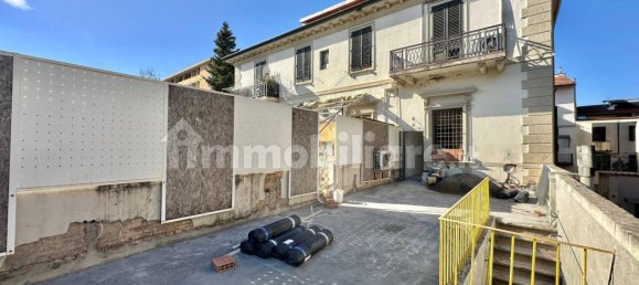 2 bedrooms Apartment in Florence, Italy No. 52113 22