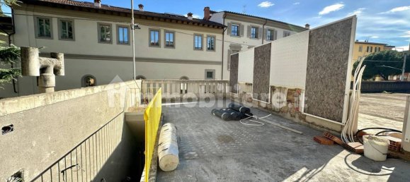 2 bedrooms Apartment in Florence, Italy No. 52113 2