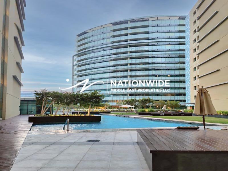 4 bedrooms Townhouse in Abu Dhabi, UAE No. 108077