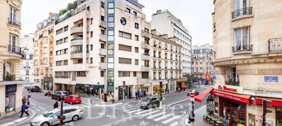 4 rooms Office in Paris, France No. 118068 6