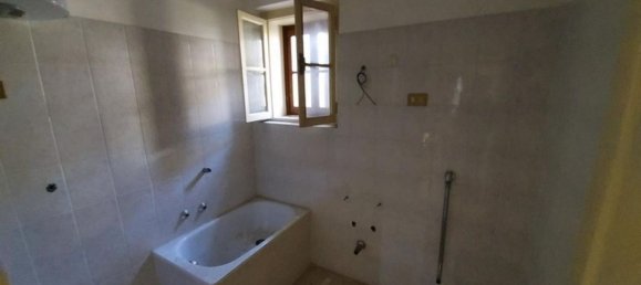 10 Schlafzimmer Haus in Sovramonte, Italy, Nr. 372716 10