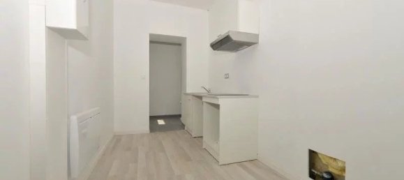 2 Schlafzimmer Gebäude in Saint-Quentin, France, Nr. 52771 6