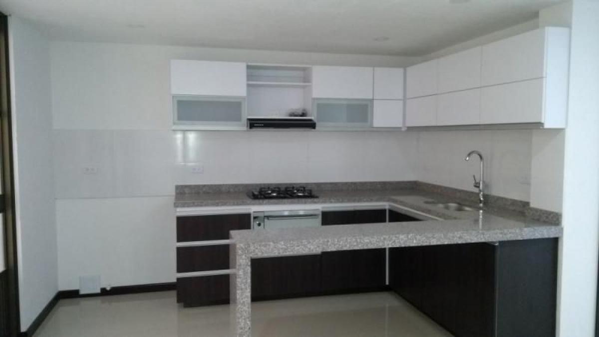 Casa T4 em Cundinamarca, Colombia N.º 9269