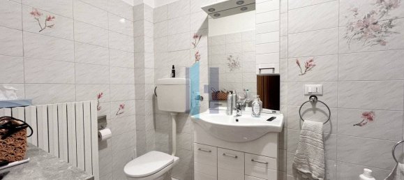 2 bedrooms Apartment in Brescia, Italy No. 306214 18