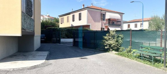 2 bedrooms Apartment in Brescia, Italy No. 306214 19