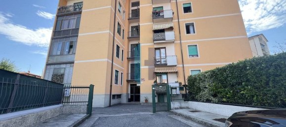 2 bedrooms Apartment in Brescia, Italy No. 306214 21